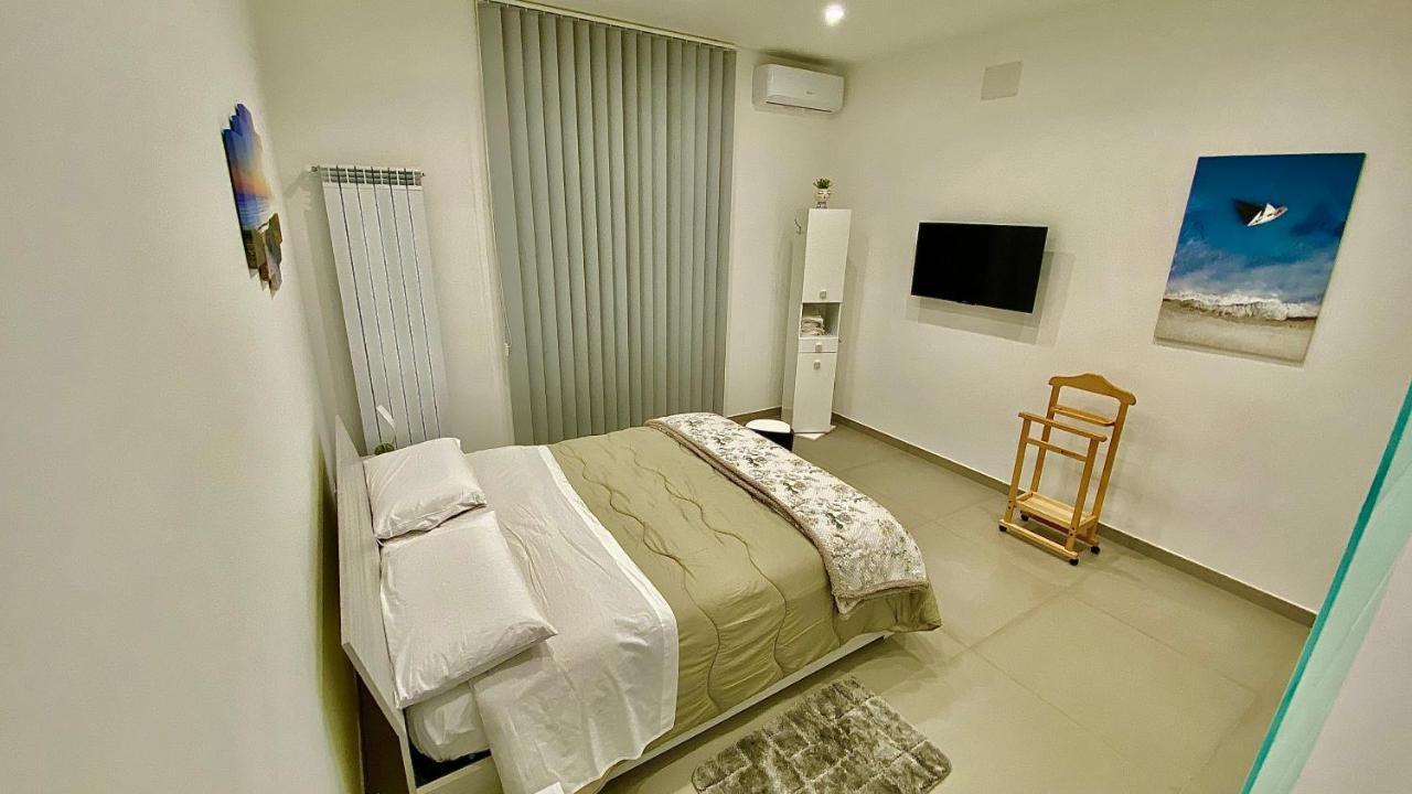 Appartamento Casa Crispino Piano Terra Per 2 Persone Frattaminore Ngoại thất bức ảnh